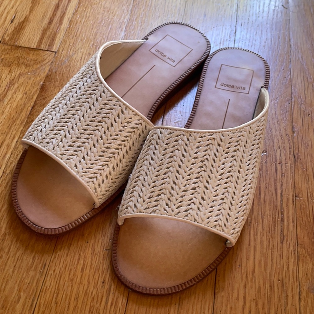 Dolce Vita Sandals